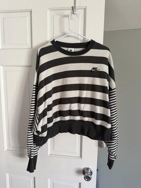 Nike gray & White Striped Cropped Sweatshirt